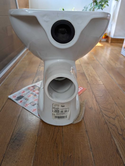 Тоалетна чиния Laufen Classic- модел: 20659