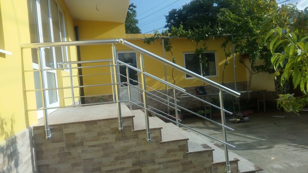 Доставка и монтаж на алуминиеви парапети!