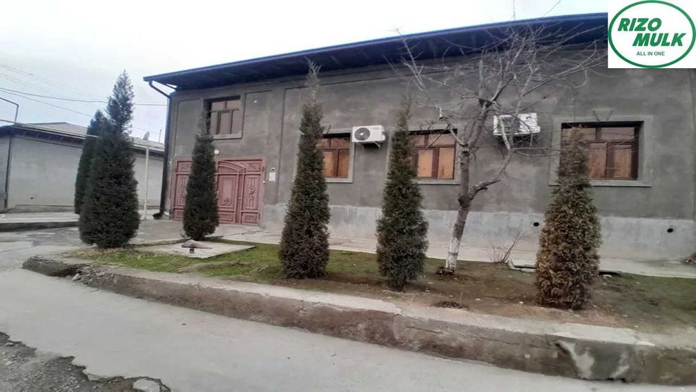 Назарбекда ховли сотилади. NR494/3