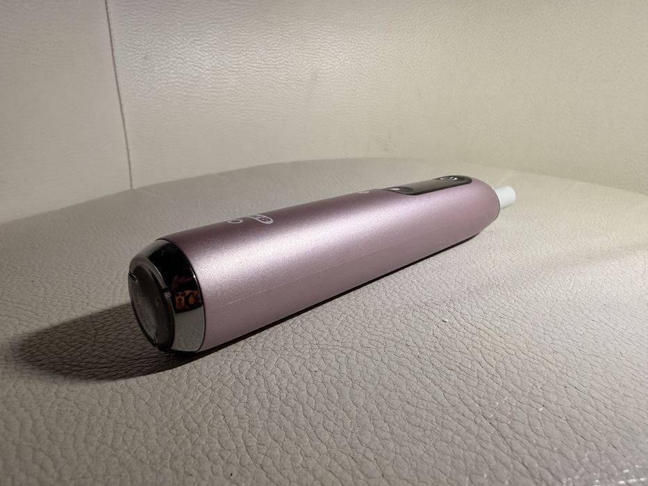 Periuta Oral B io9 Pink