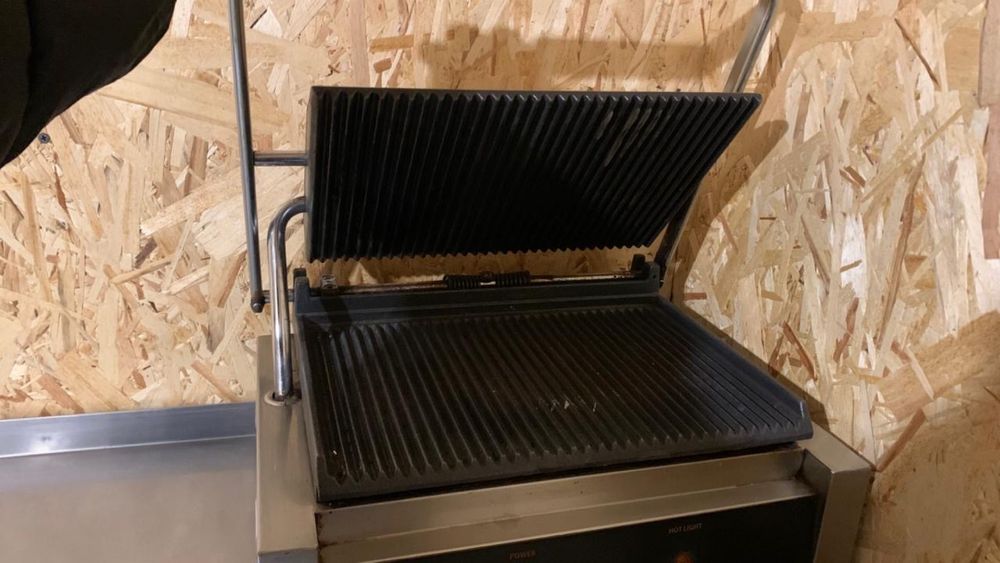 Тостер донер аппарат