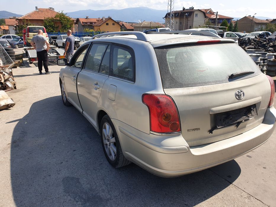 Тойота Авенсис 2.0 d4d на части