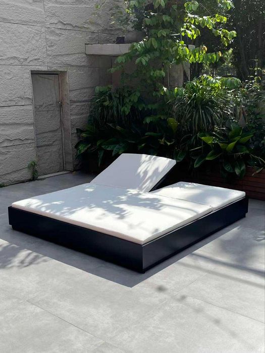 Продажба на едро на плажно обзавеждане за хотели и курорти