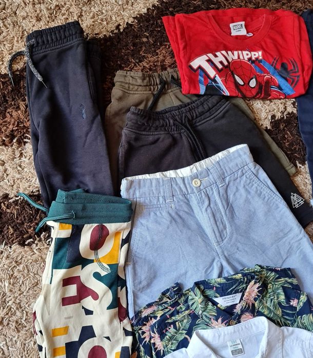 Lot haine baieti marimile 98-104 pt 3-4 ani selectate stare excelenta