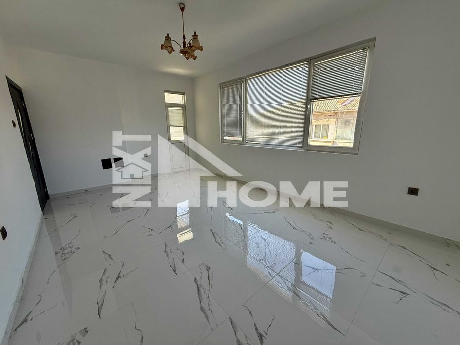 Продава се Тристаен апартамент в Асеновград - 114 кв.м за 1448 €/кв.м - Снимка #6