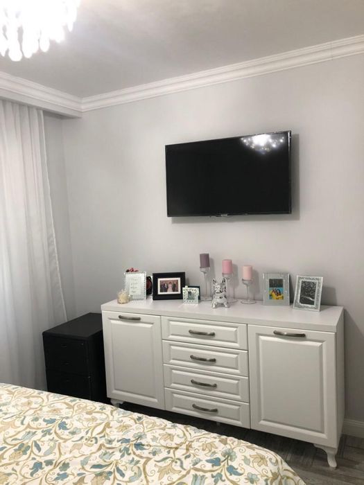 Inchiriez apartament