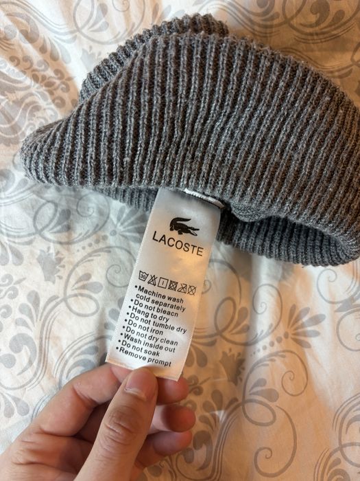 Caciula Gri Lacoste