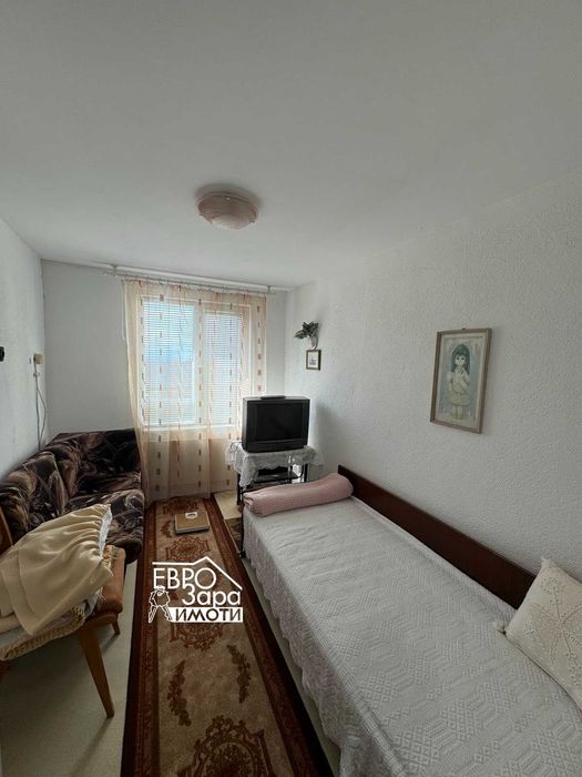 Двуетажна къща за продажба в гр.Шипка