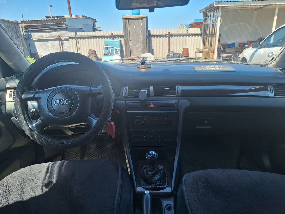 Audi а6 с5 1998г