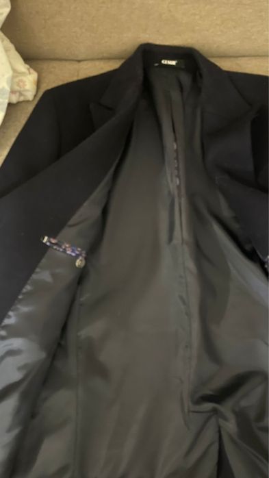 Пальто мужское. . .