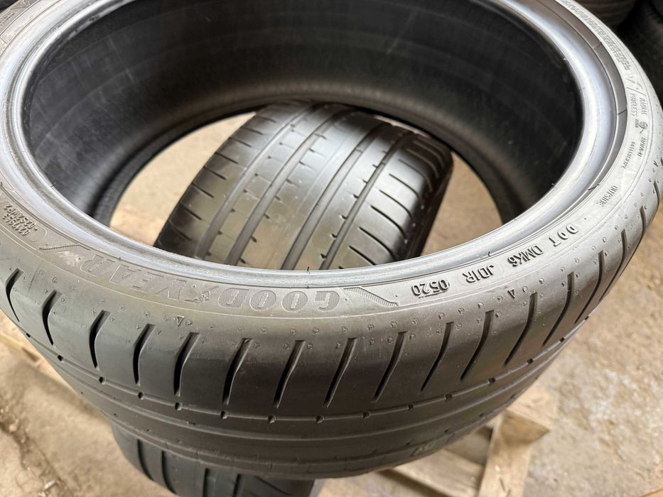 # 2x Anvelope Vara 275/30 R20 runflat - GoodYear Eagle F1 Asimetric 3 cu