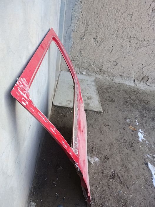 Damas oʻng orqa eshik sotaman rabochi