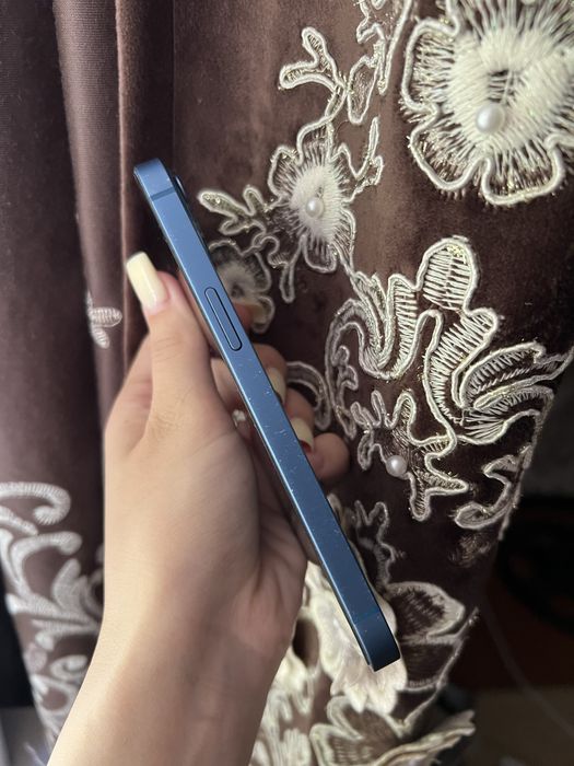 iPhone 13 сатылады