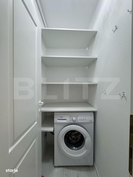 Apartament cu 2 camere, de inchiriat, decomandat, ultracentral, etajul