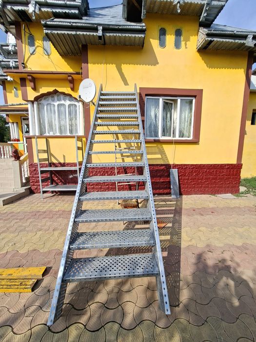 Confectionam scarii metalice zincate exterioare și pentru incendii , p