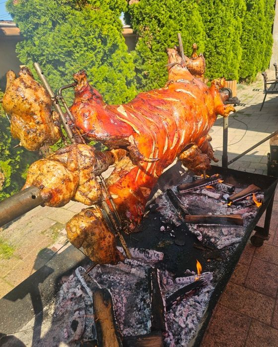 Rotisor pentru evenimente