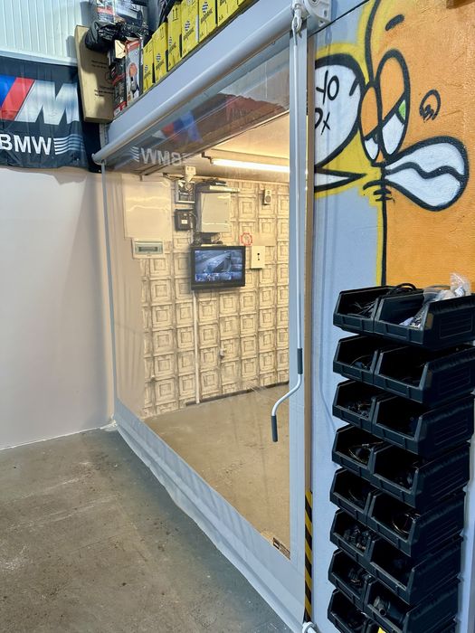 Ветроупорни завеси тенти сенници PVC винил кристал ветробрани шатри