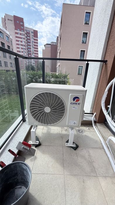 Климатик GREE Airy 12 модел 2024г.