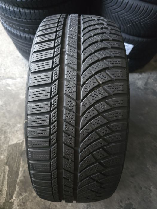 Kumho 235/45 R19 99V MS iarnă