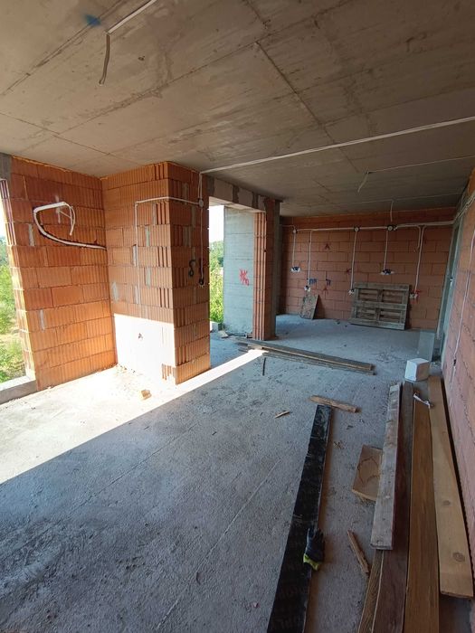 Продава се Тристаен апартамент в Пловдив, Кършияка - 107 кв.м за 1046 €/кв.м - Снимка #1