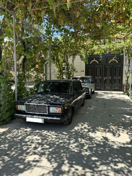 Vaz 2107 sotiladi