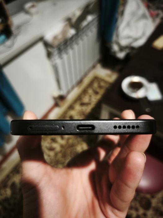 Продам смартфон xiaomi 15T 16/528