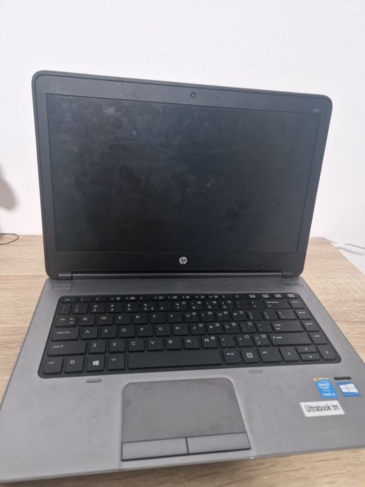Laptop chromebook cu un defect