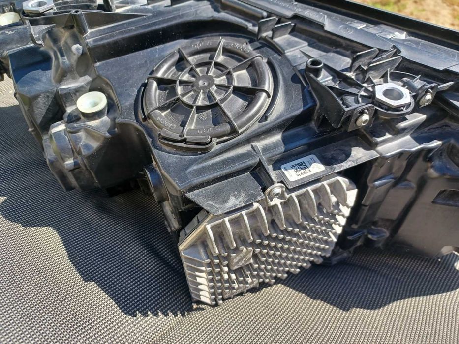 Продавам фарове LED Adaptiv за BMW БМВ G 30 / 31 - 2017-2020г.