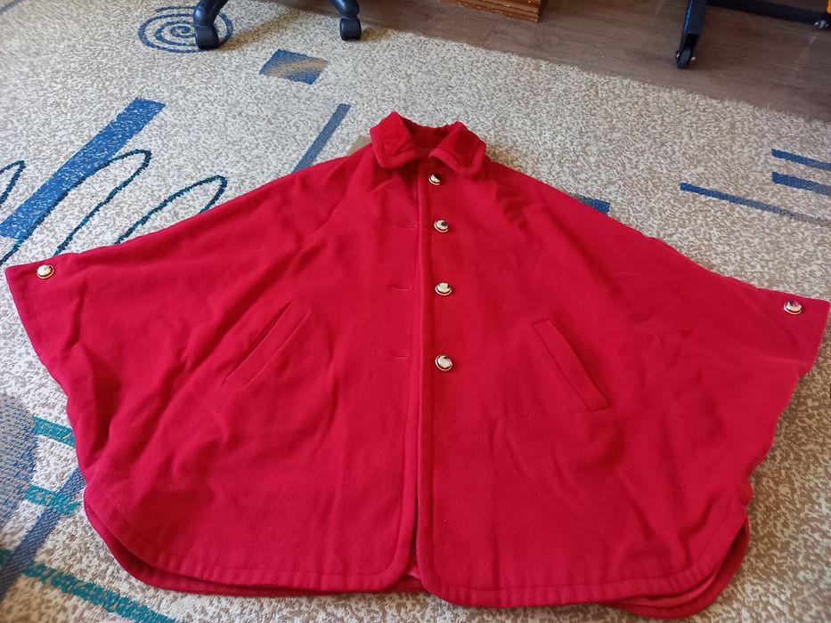 Продам женскую одежду