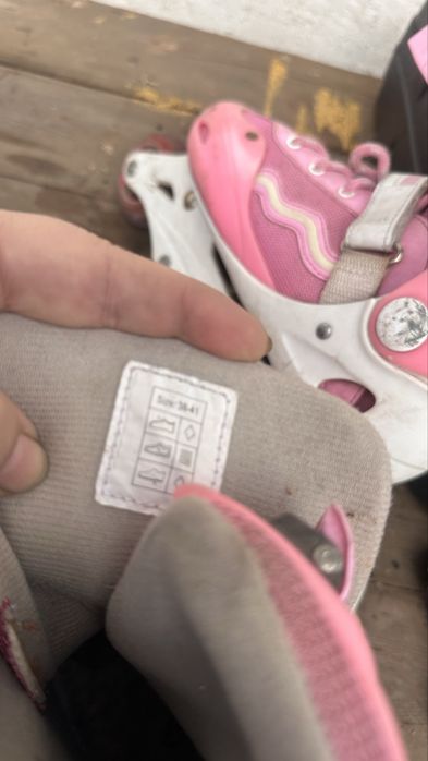 Отдам ролики 3 пары