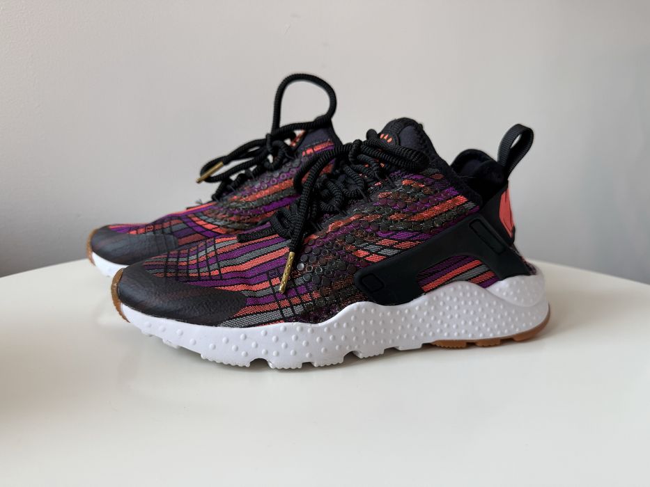 Дамски маратонки Nike Huarache