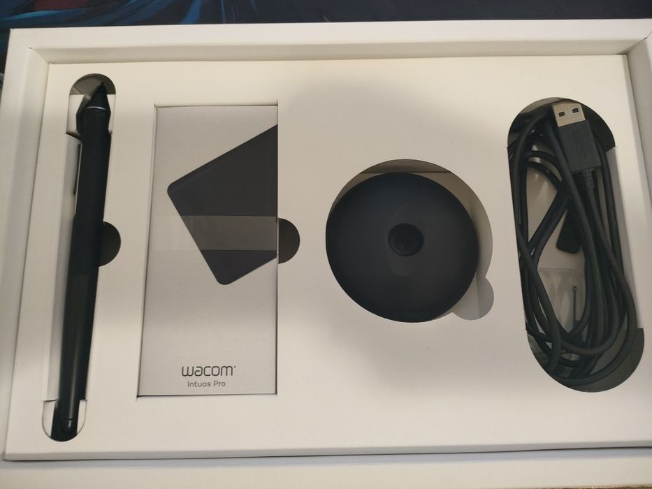 Wacom intuos pro