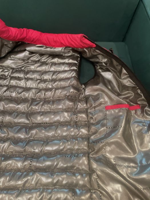 Жилет Columbia красный