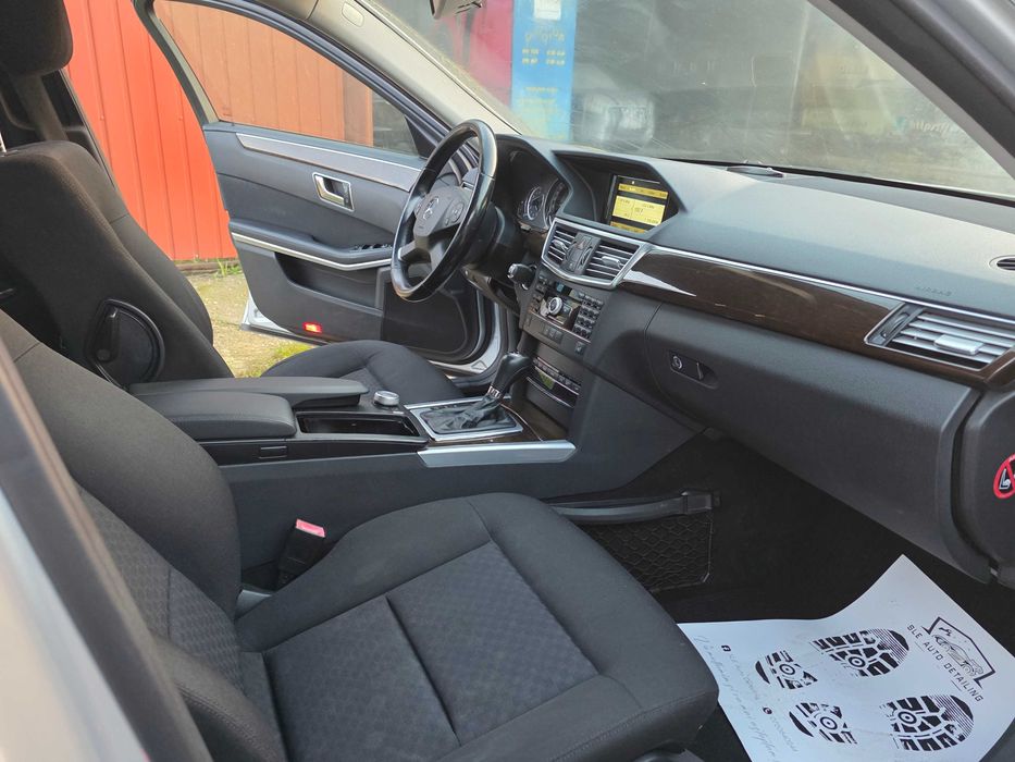 Vand Mercedes Benz  E Class , W212, 2009