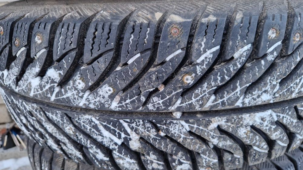 Шины с дисками  195/65/15