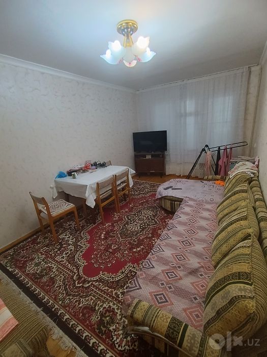 Продается своя квартира на чилонзаре 22 квартал 3 комнатная