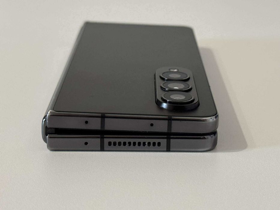 Бартер! Samsung Galaxy Z Fold 4 Graygreen (Зелен)