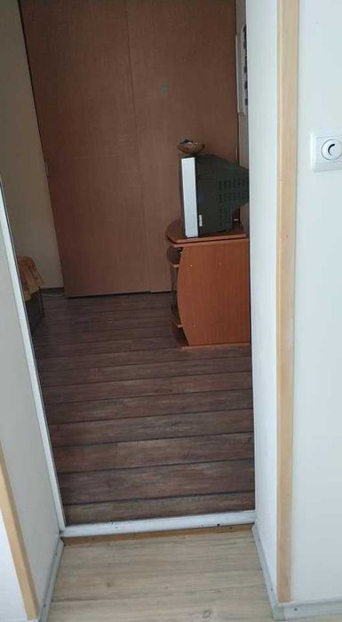 Дава се под наем Едностаен апартамент в Бургас, Възраждане - 30 кв.м за 130 € - Снимка #4