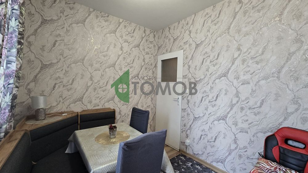 Двустаен апартамент под наем в кв. Три Чучура-юг