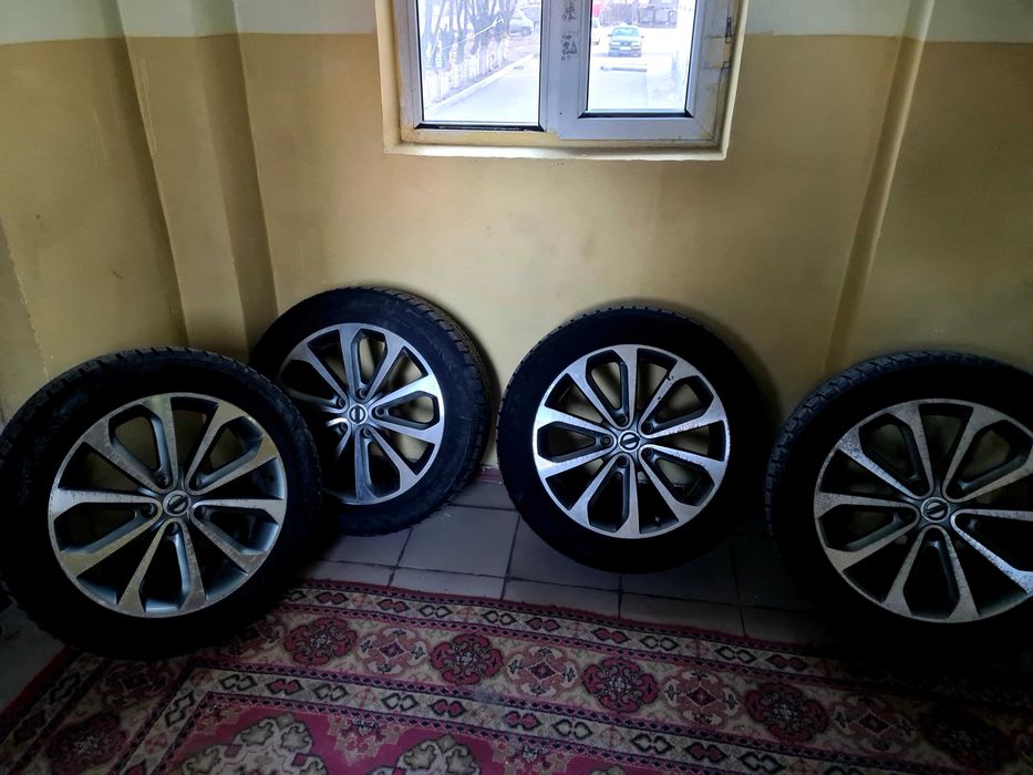 Зимние шины 225/55/18