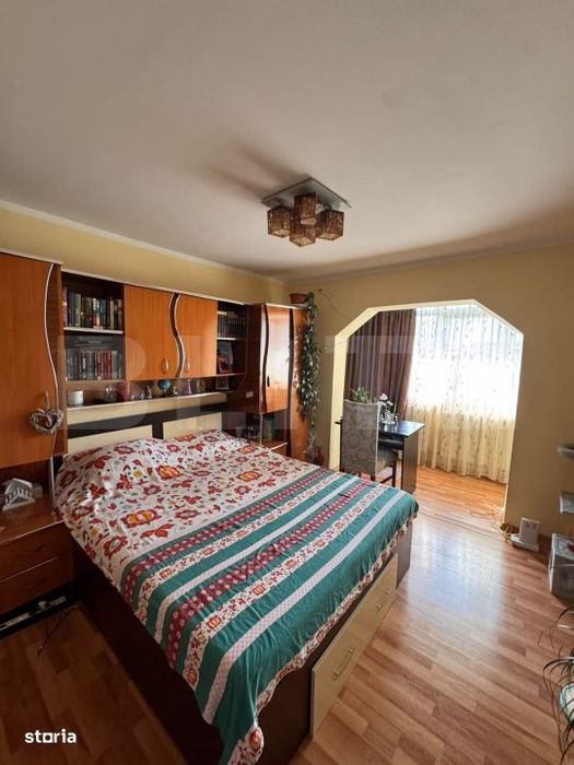 Apartament 2 camere, decomandat, Obcini