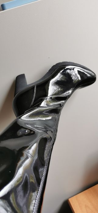 Ghete înalte cu toc