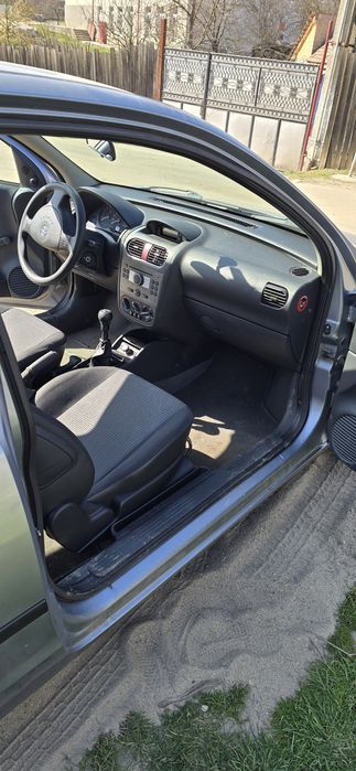 Vând Opel Corsa C