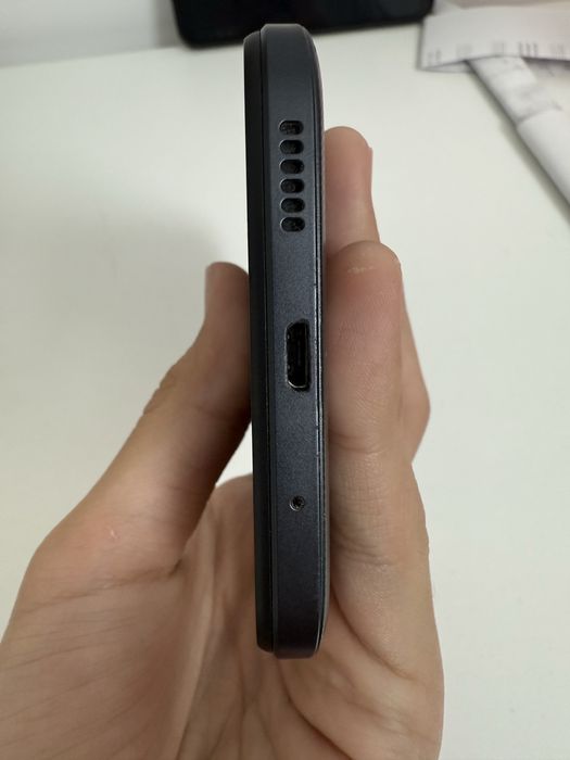 Телефом Redmi 12c