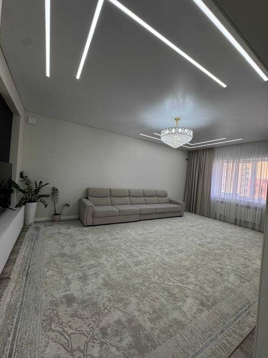 Продам 4комн кв Батыс с ремонтом