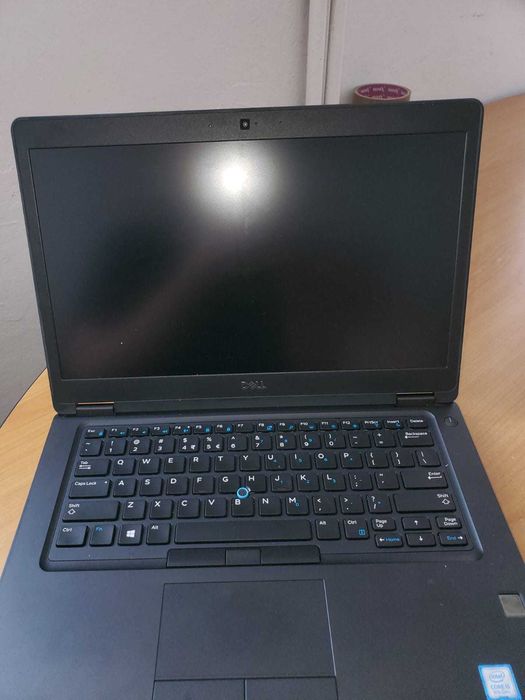 Laptop Dell Latitude 5490