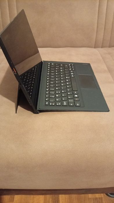 Tableta/ netbook touchscreen