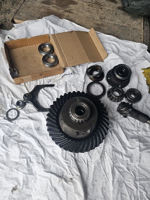 Nissan patrol y61 заден блокаж