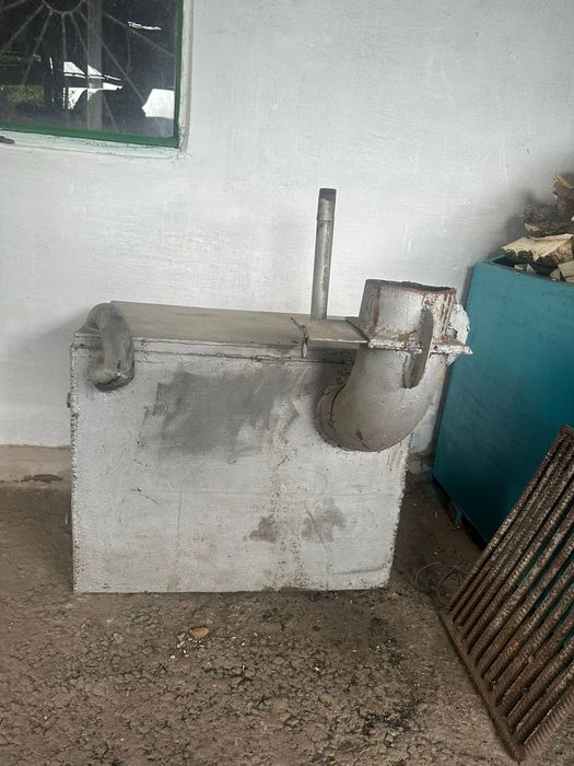 Печка на твёрдом топливе