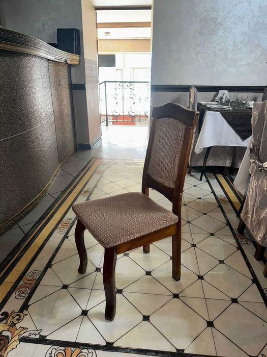 Продам стулья для кафе